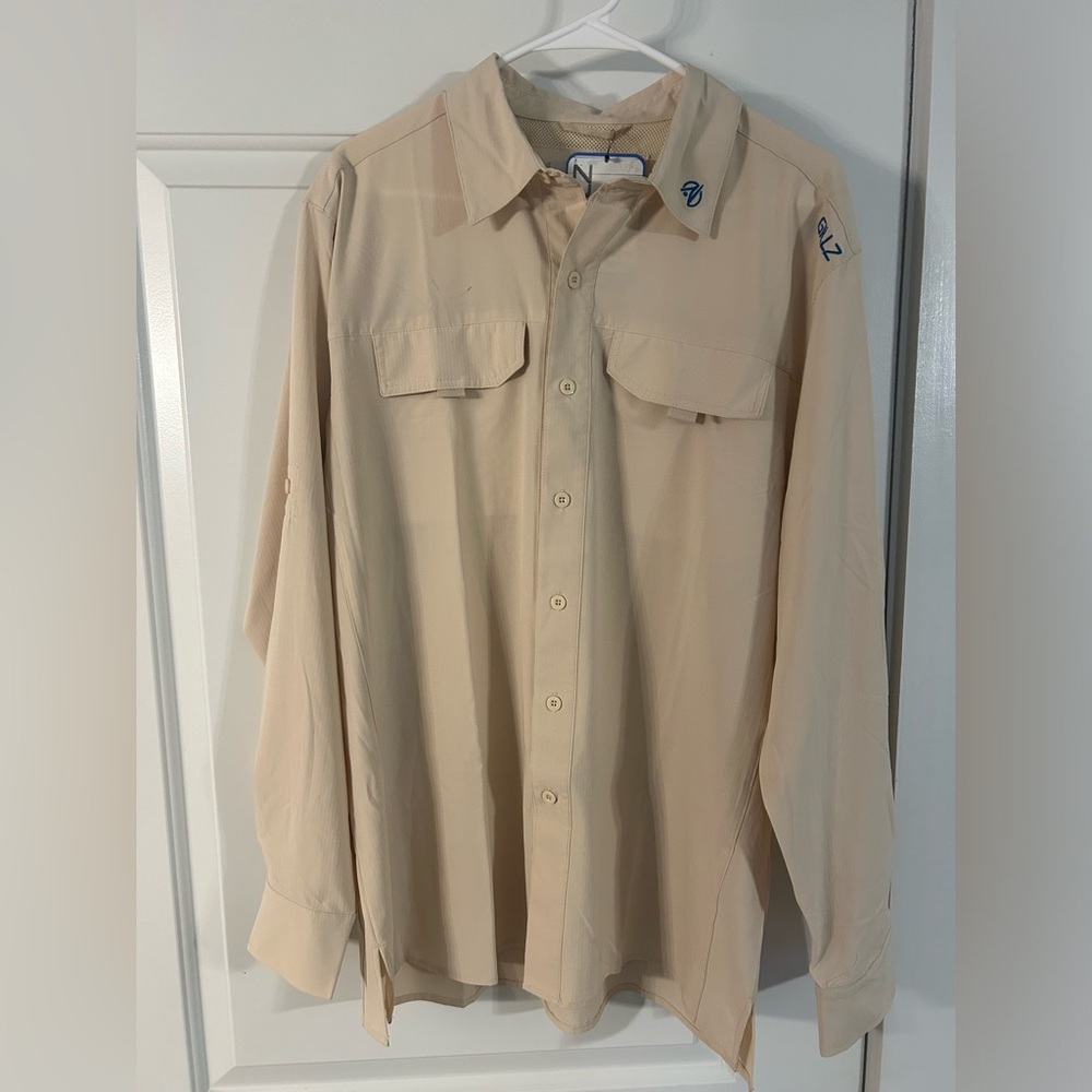 Men’s Gil’s fishing shirt size L